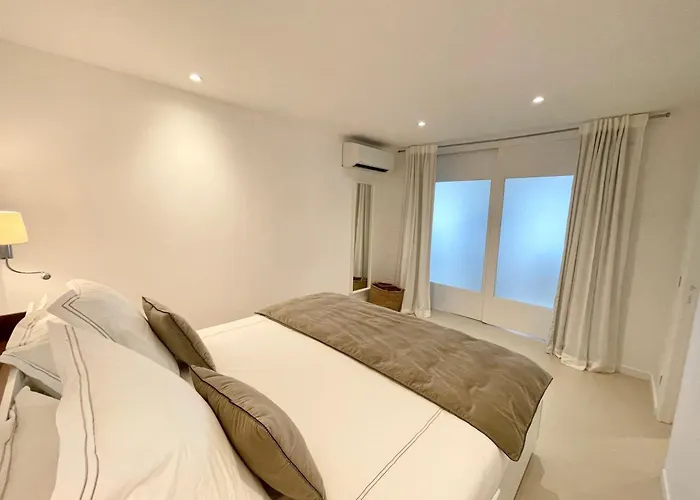Appartement Vue Mer A St-Jean Avec Jardin Prive